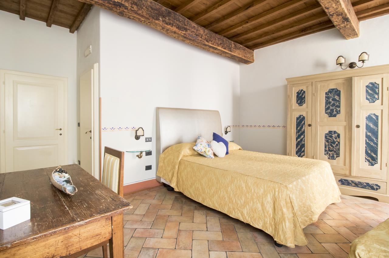 Baldovino Di Monte Bed and Breakfast Monte San Savino Exterior foto